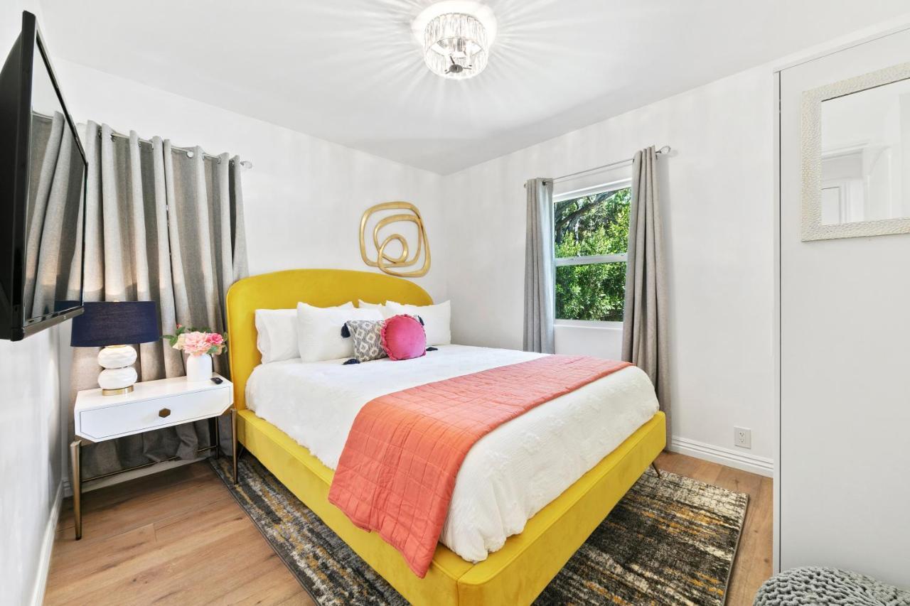 Studio City Contemporary Villa With Pool Sleeps 10 Los Angeles Exterior foto