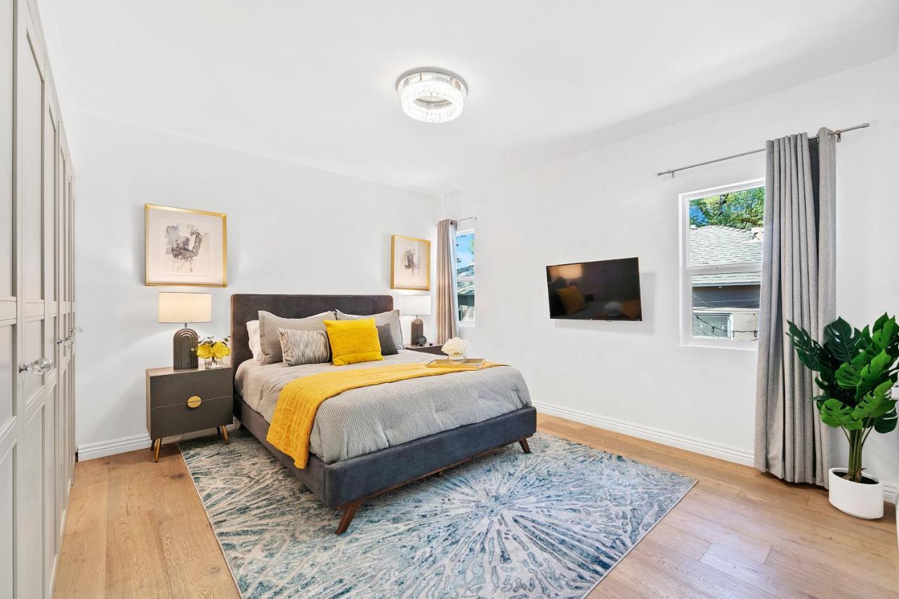 Studio City Contemporary Villa With Pool Sleeps 10 Los Angeles Exterior foto
